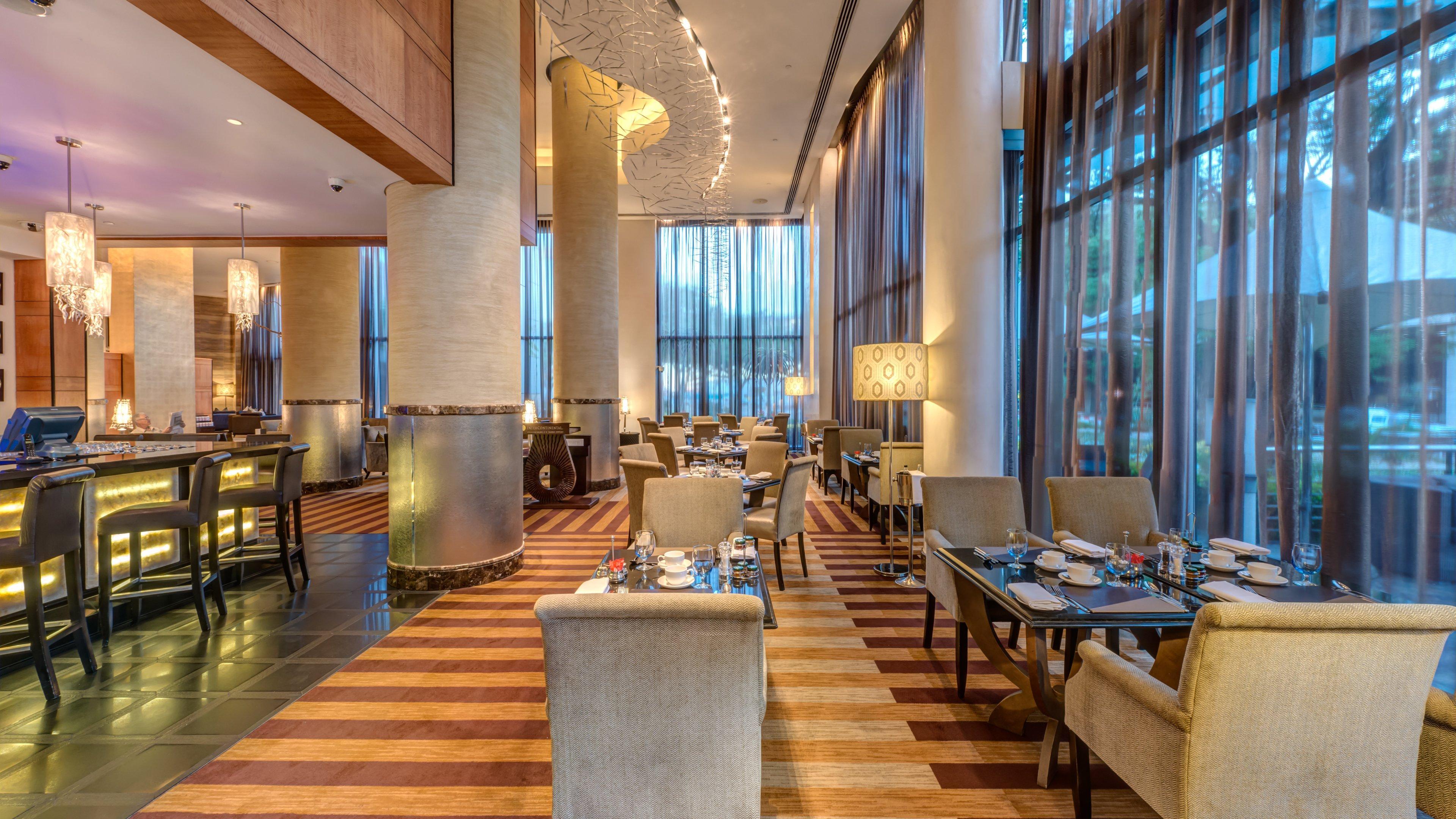 Intercontinental Johannesburg Or Tambo Airport Hotel By Ihg Kempton Park Exterior foto The restaurant